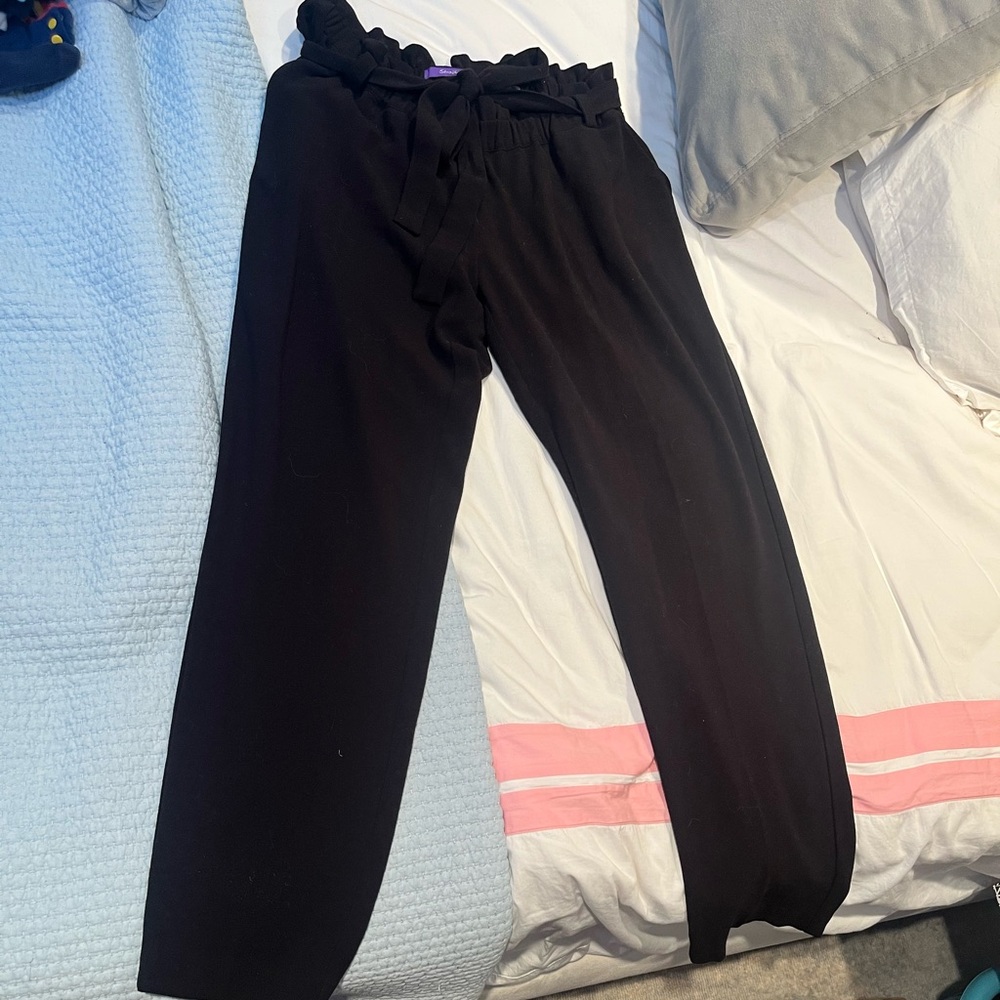 Great condition black seraphine maternity pants with ruffle